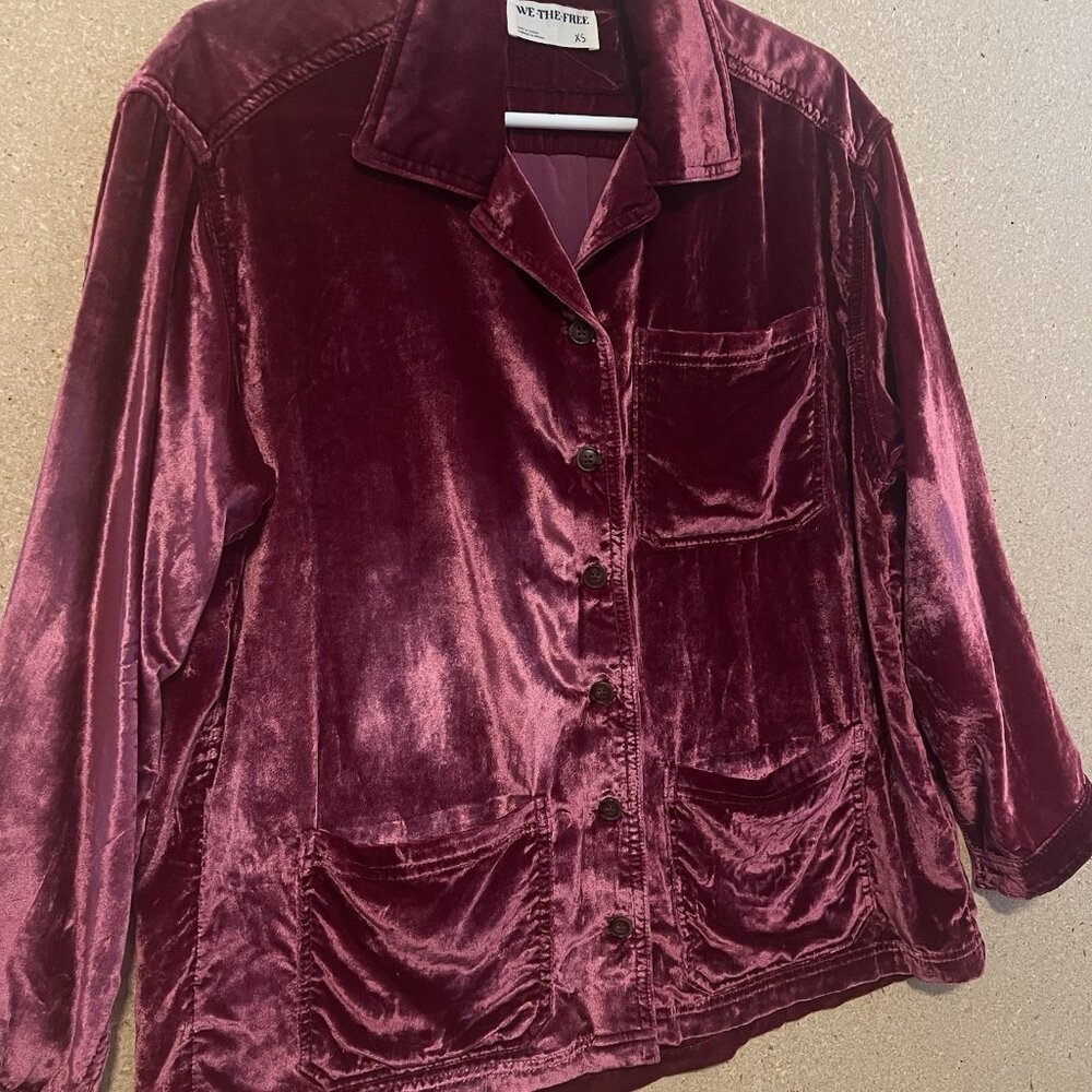 Free People We The Free Rhododendron Off Duty Velvet Shirt XS Oversized Burgundy - Picture 11 of 14